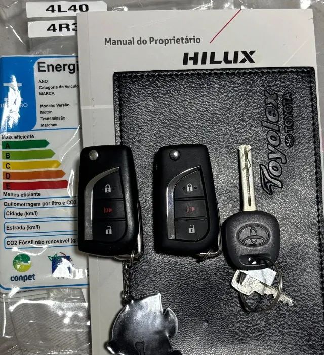 Toyota Hilux 2024