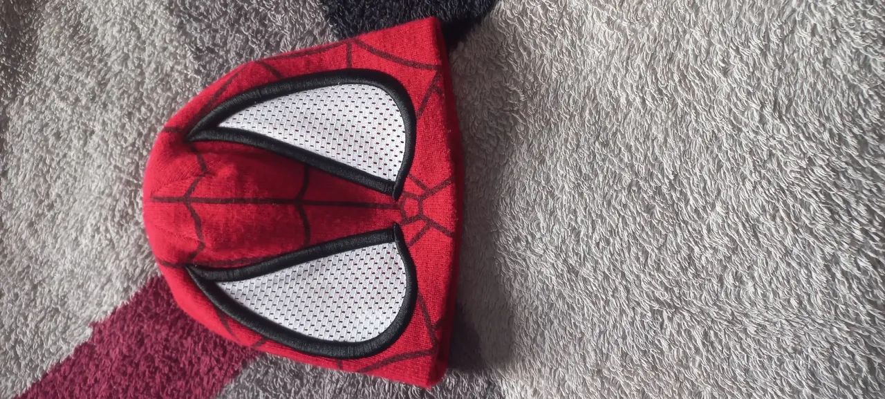 TOUCA HOMEM ARANHA 