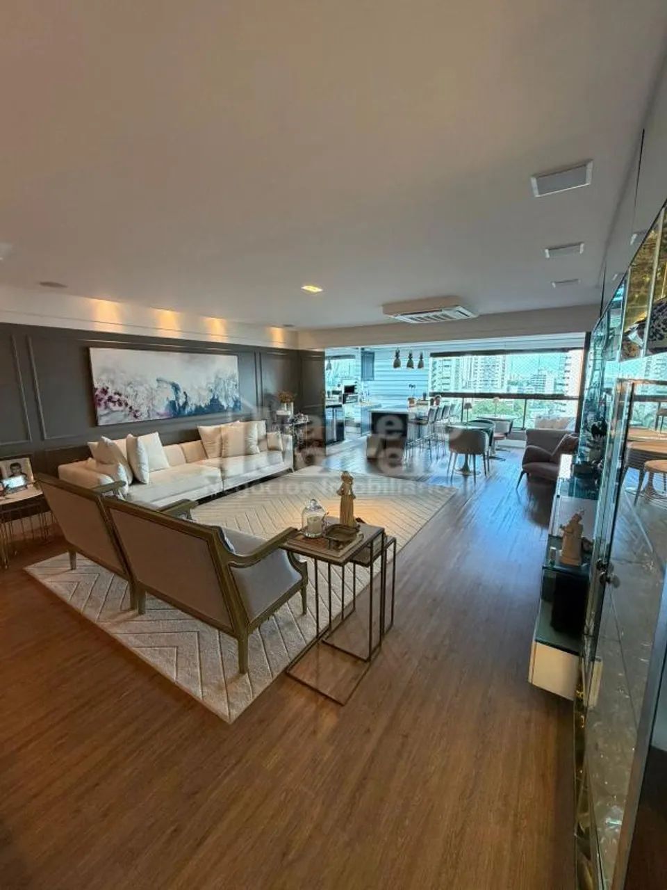 Apartamento de 204m² no Bairro De Casa Forte