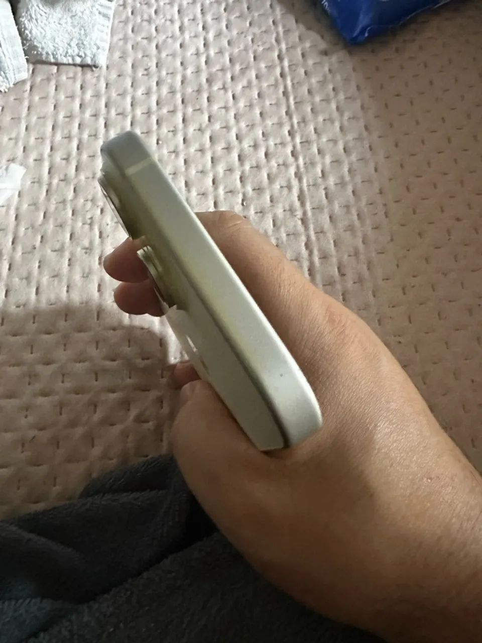 iPhone 15 128gb Gold - Foto 4