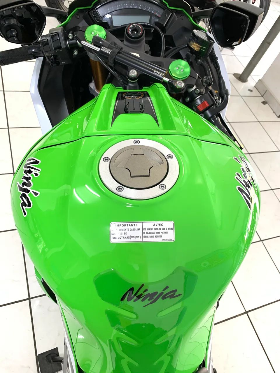 Kawasaki Zx-10/ Zx-10r 1000cc 2015 - 1501462891 | OLX