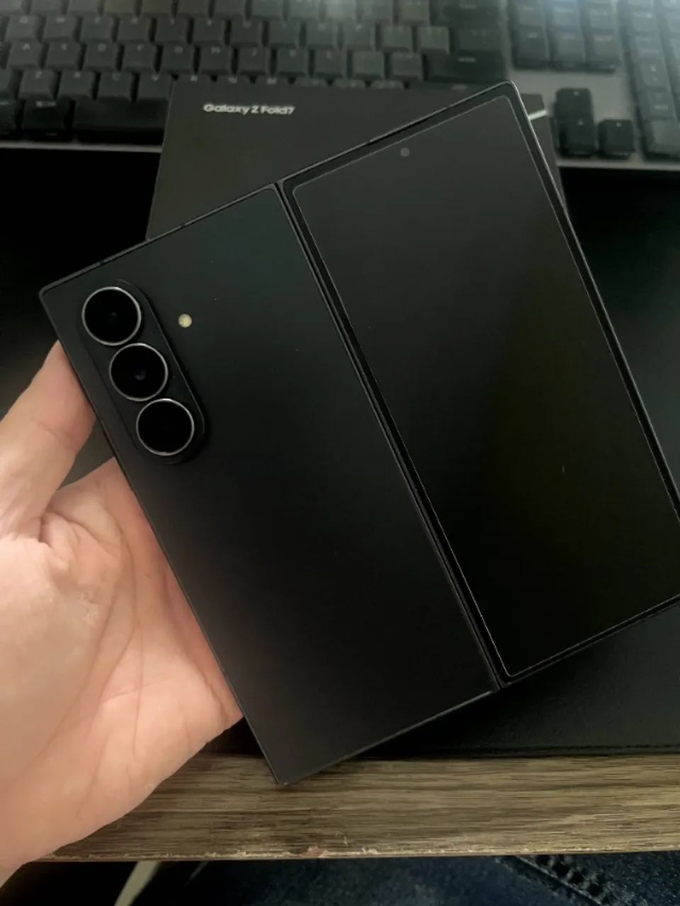 Galaxy Z Fold 7 Samsung Z Fold 7 - 512 gb