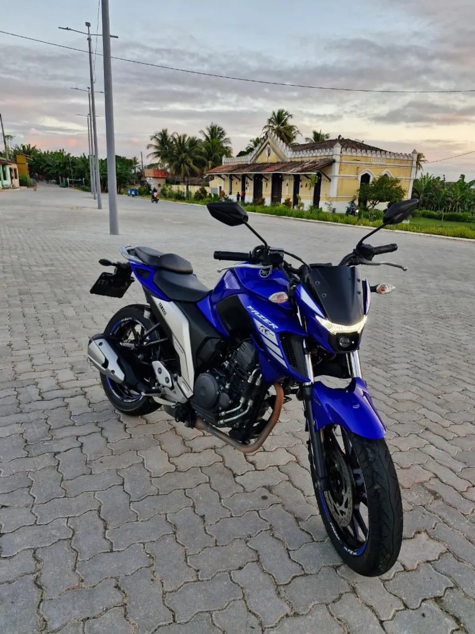 Fazer 250 23/23