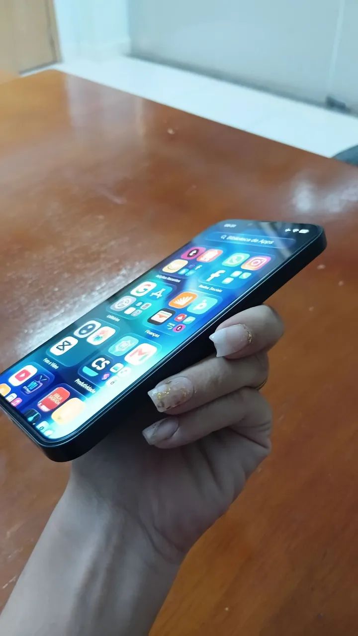 Iphone 13 - 128 gigas - Foto 4