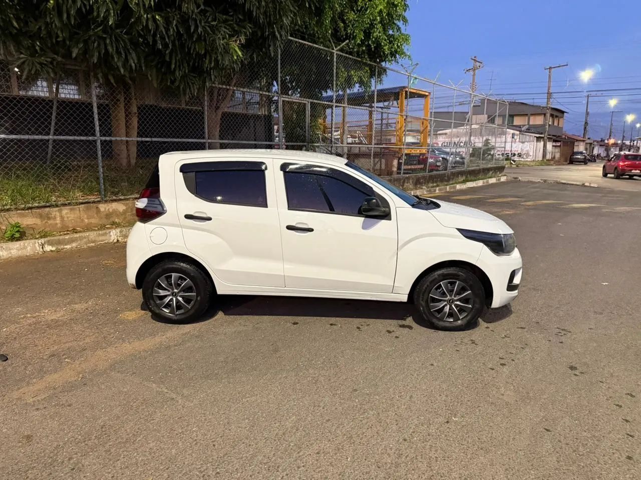 Fiat Mobi Easy 1.0 Fire Flex 5P. 2017 - Foto 3