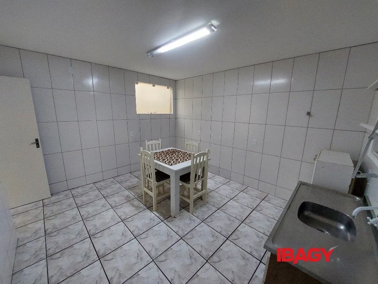 Excelente Casa 4 dormitório(s) em Trindade - Florianópolis - Foto 4