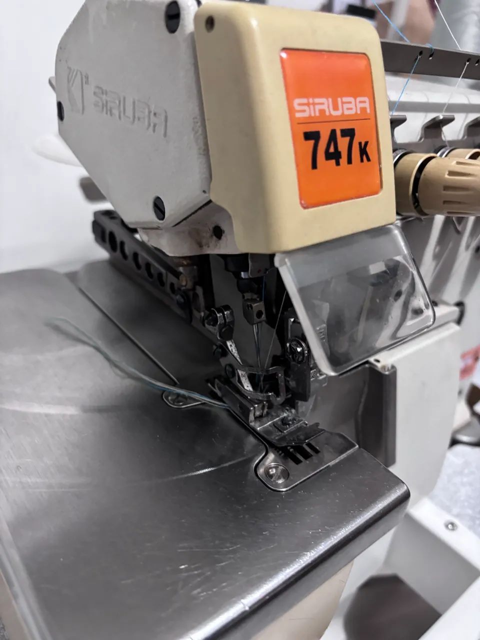 Interlock Siruba 747K - Foto 3