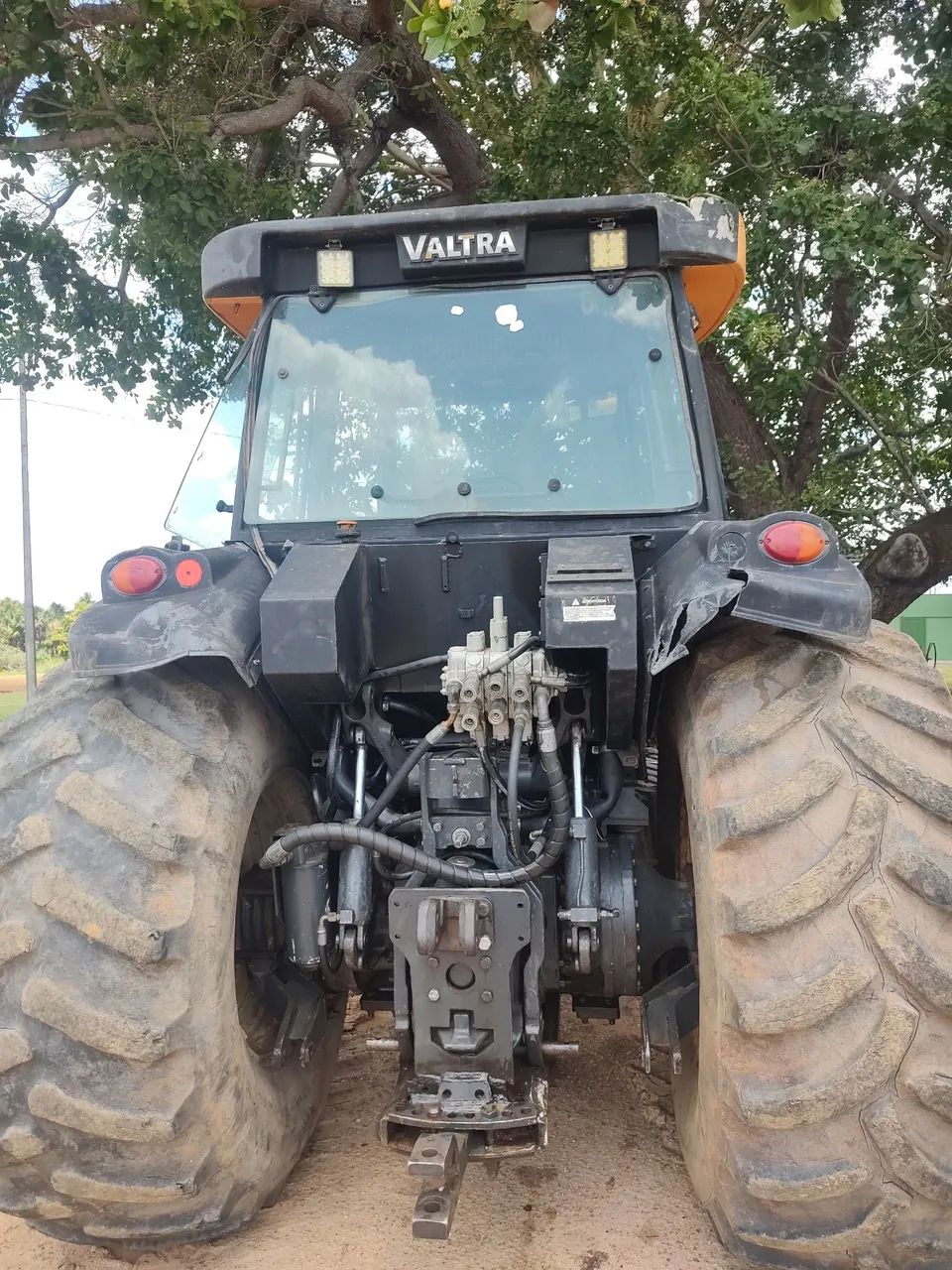 trator Valtra BH 180  - Foto 5