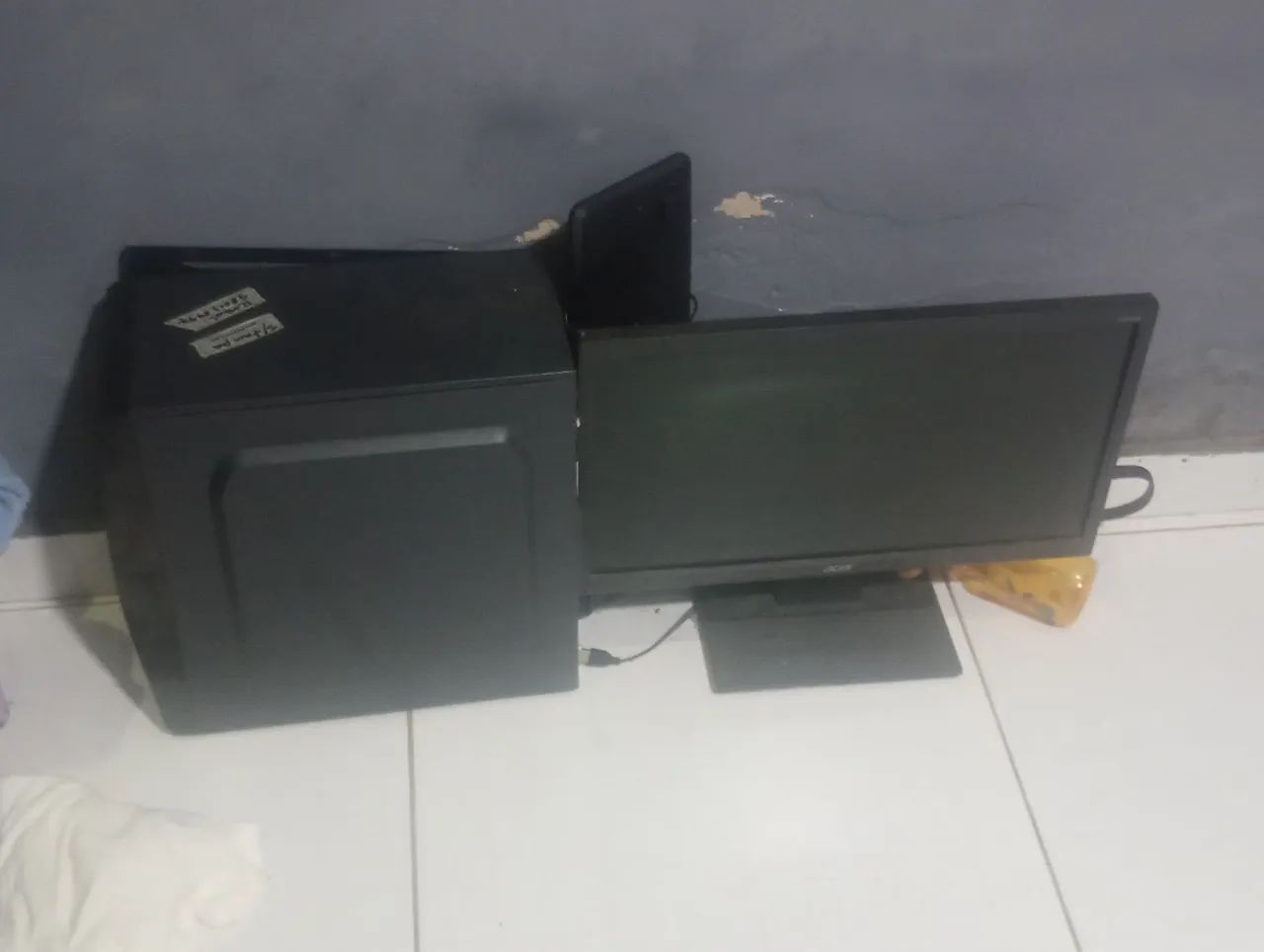 Computador pra sair rápido pouco usado 