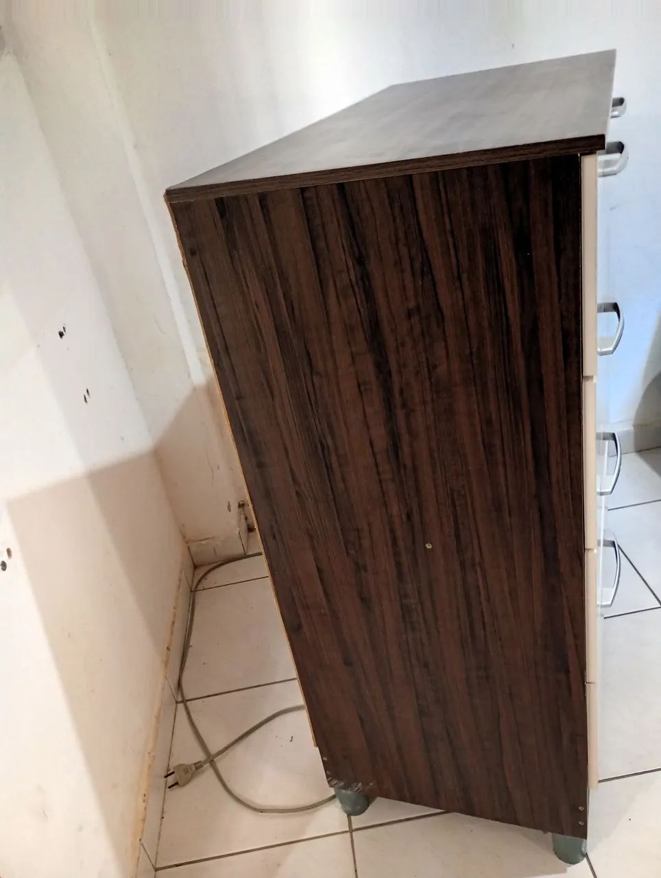 Cômoda em perfeito estado de conservação  - Foto 2