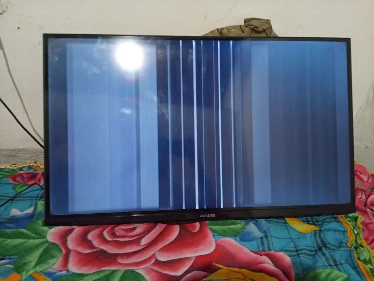 Tv com defeito na tela