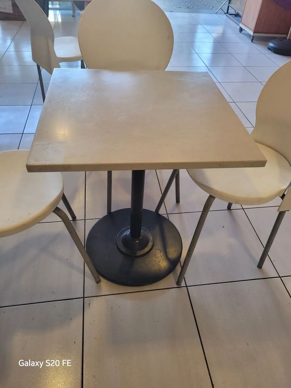 Jogo de mesas com cadeiras  - Foto 5