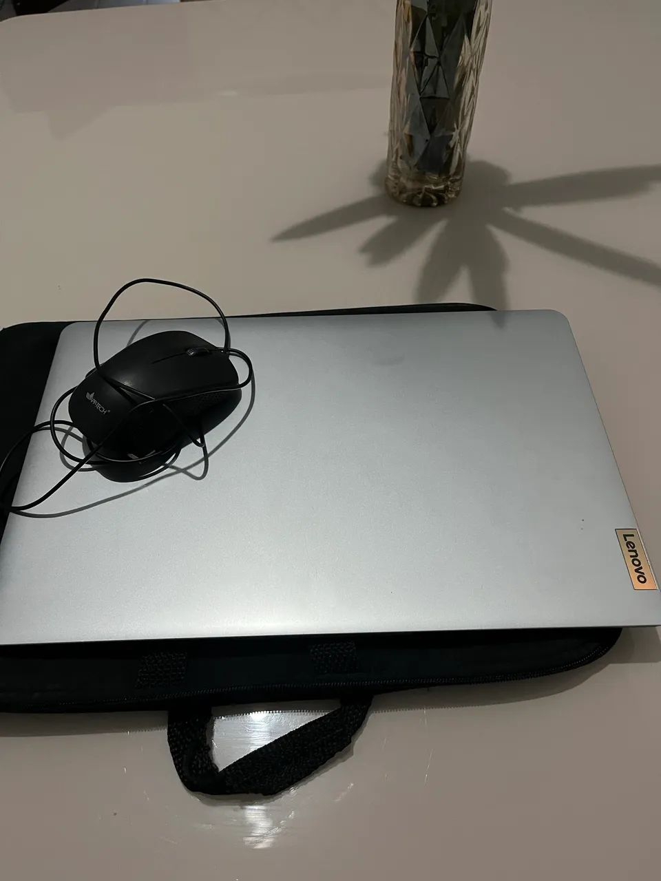 Lenovo IdeaPad 1 15IAU7 i3 - Foto 4