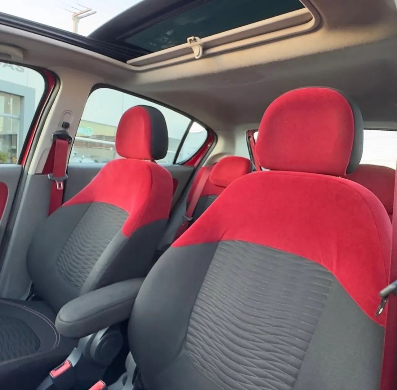 Fiat Palio Sporting 1.6 Flex 16V 5P 2014 - Foto 2