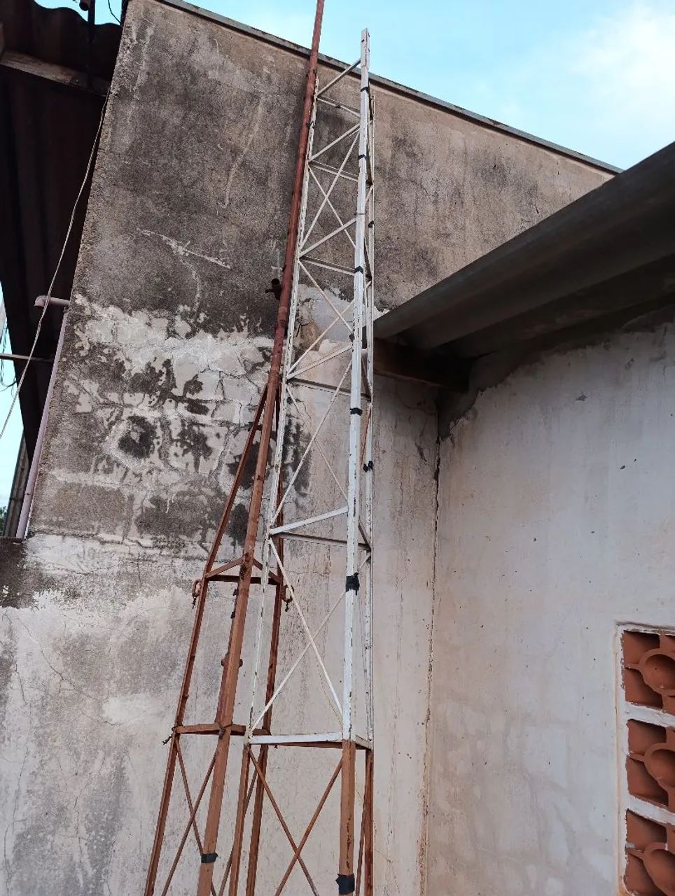 Torre de Antena para rádio px rádio amador internet e outros - Foto 5