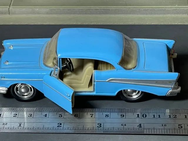 Miniatura Bel air 1957, Escala 1/43 - Foto 3