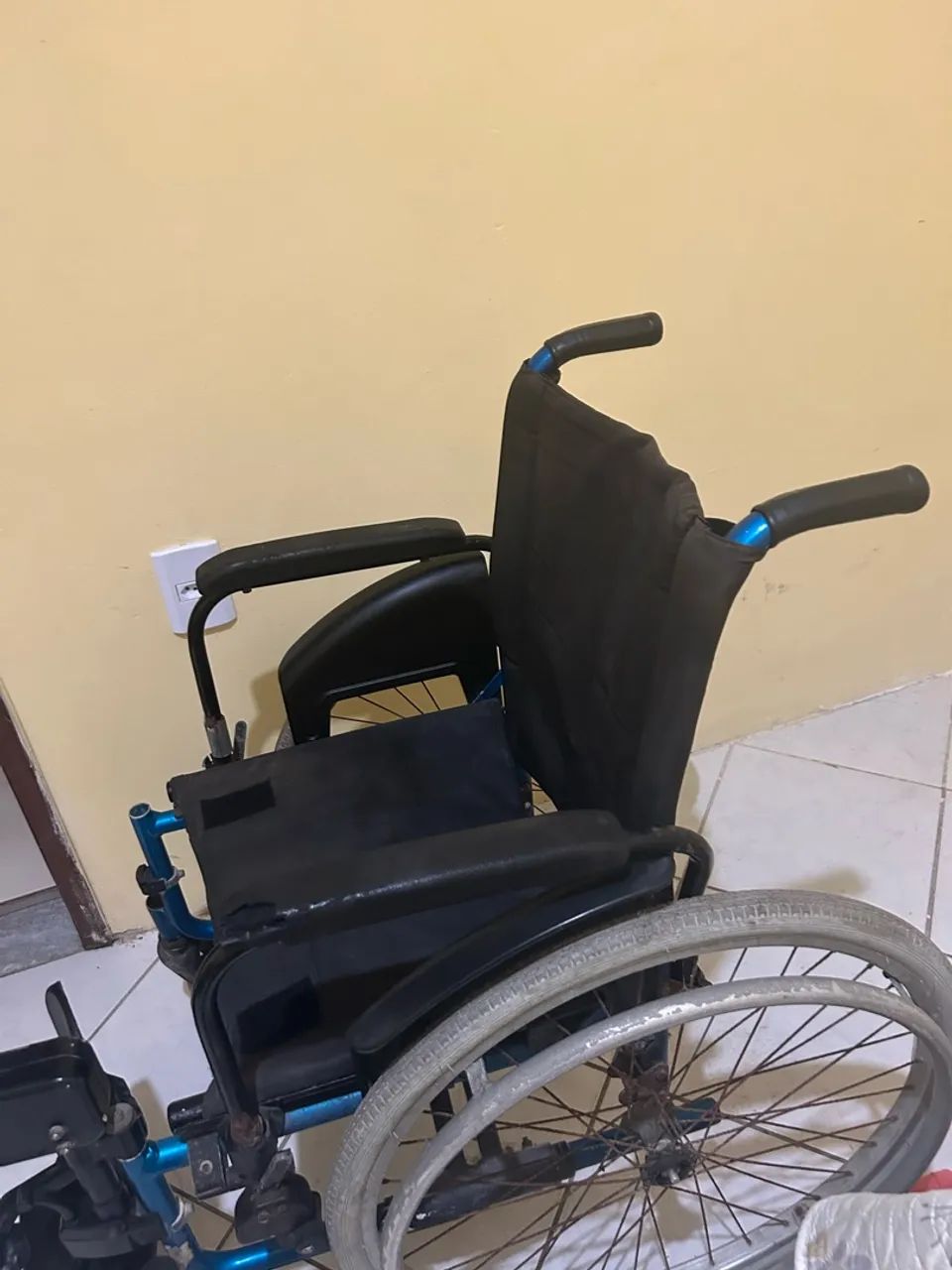 Cadeira de rodas  - Foto 4