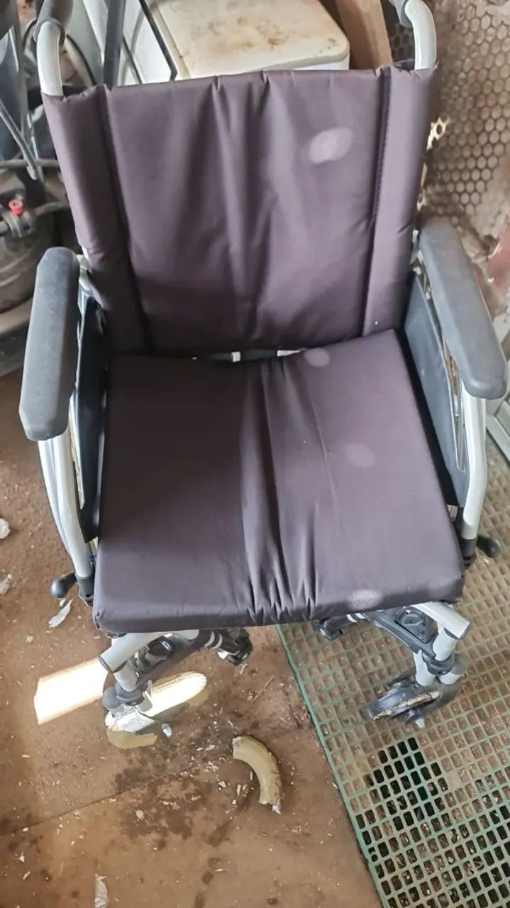 Cadeira de rodas Ottobock - Foto 3