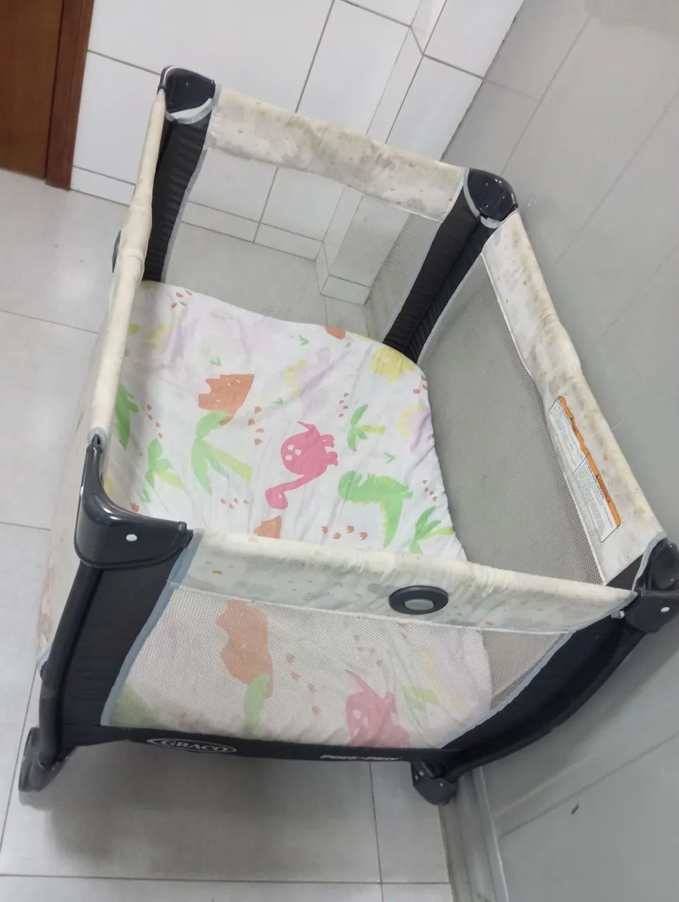 Vendo berço chiqueirinho 