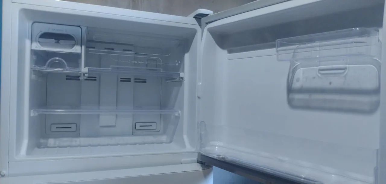 Geladeira duplex Eletrolux 
