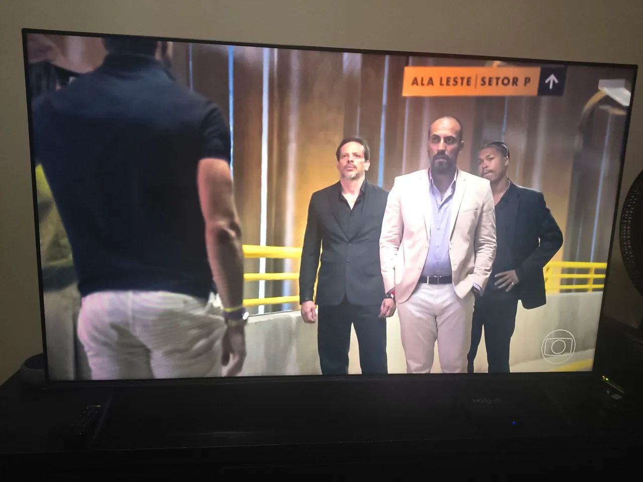 Smart tv 4k 55 hisense - Foto 2