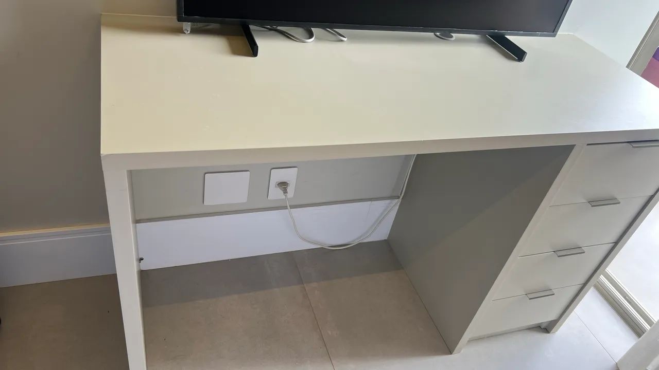 Armário e mesa de escritório  - Foto 2