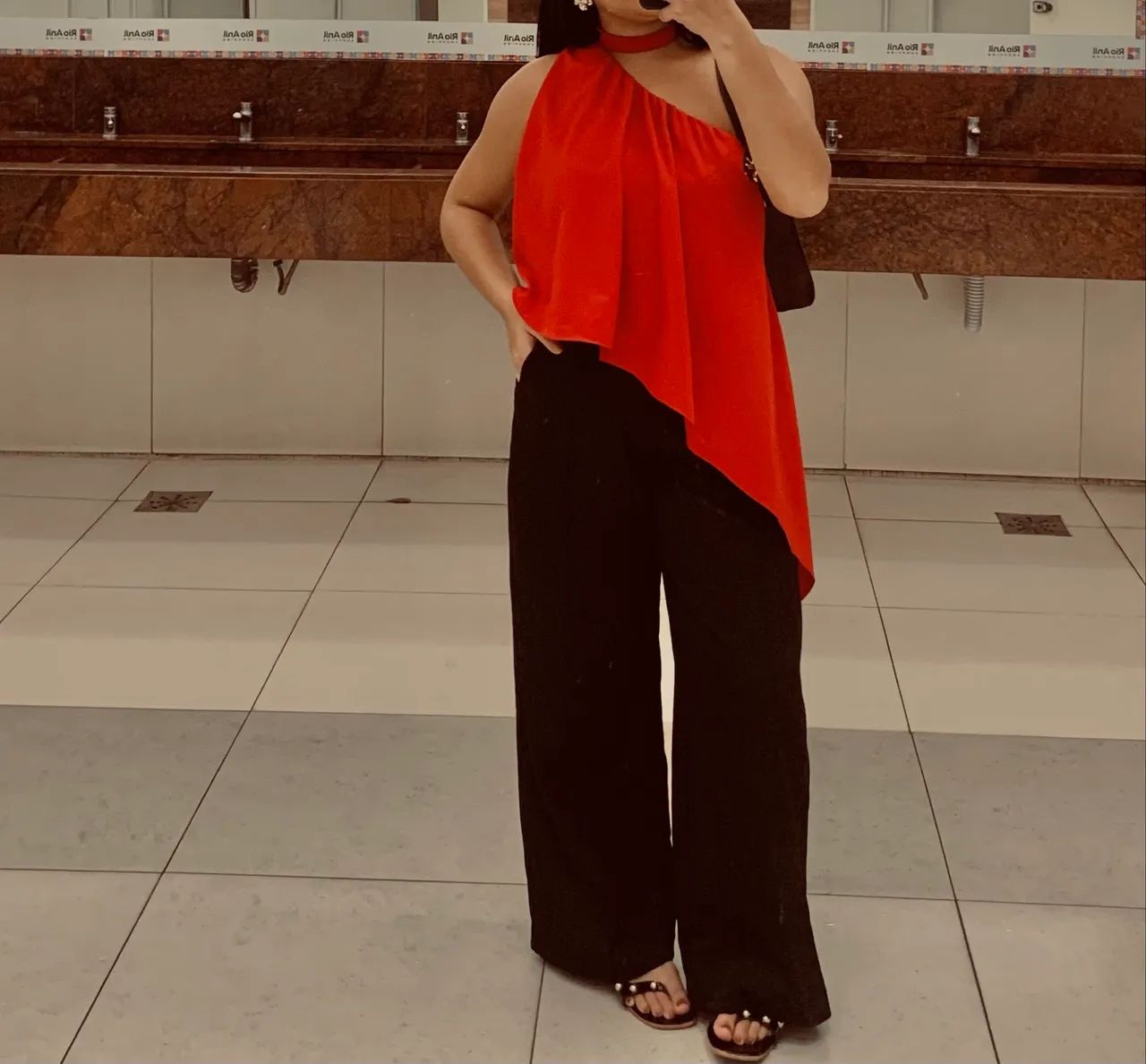 blusa vermelha 