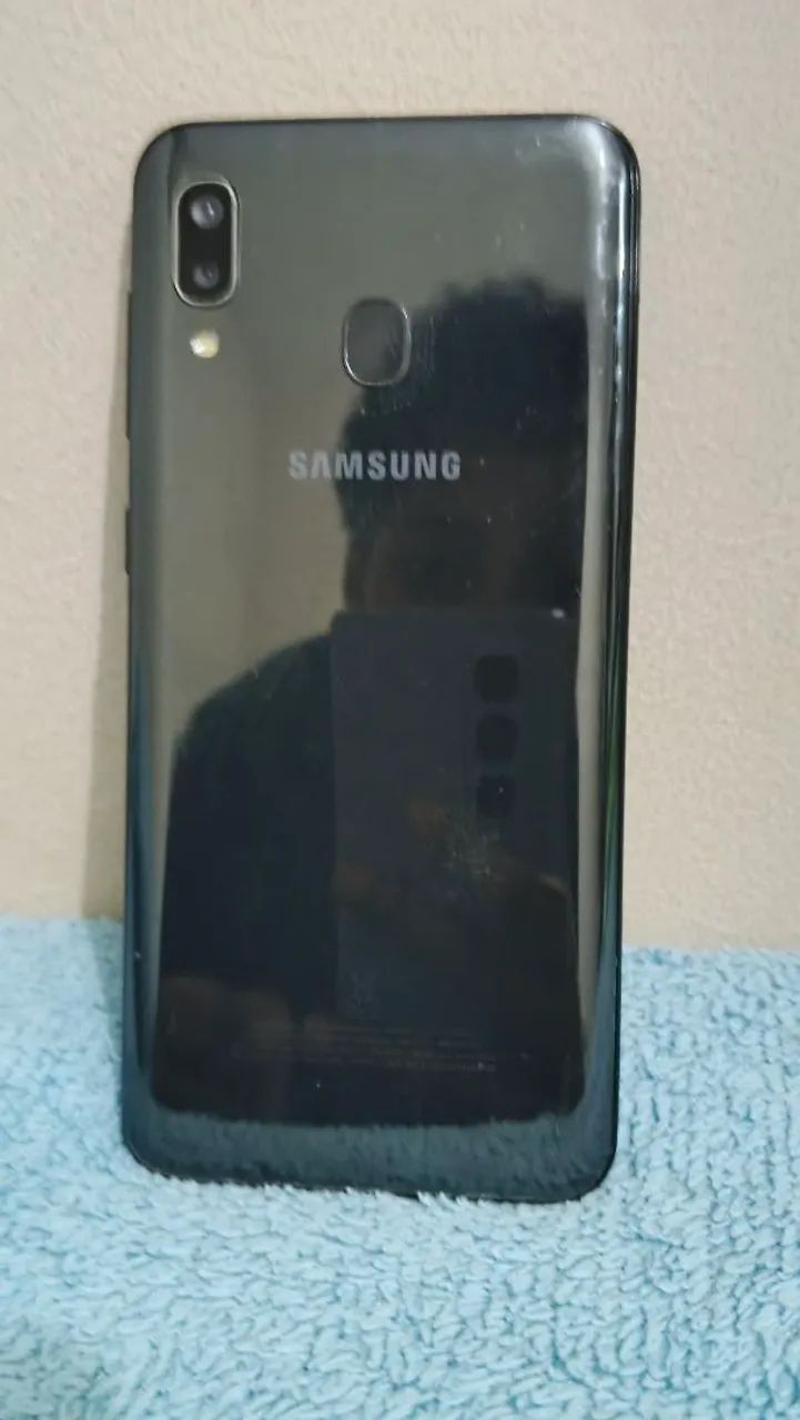 Galaxy a20 - Com capinha de brinde - bom estado de conservação - Foto 5