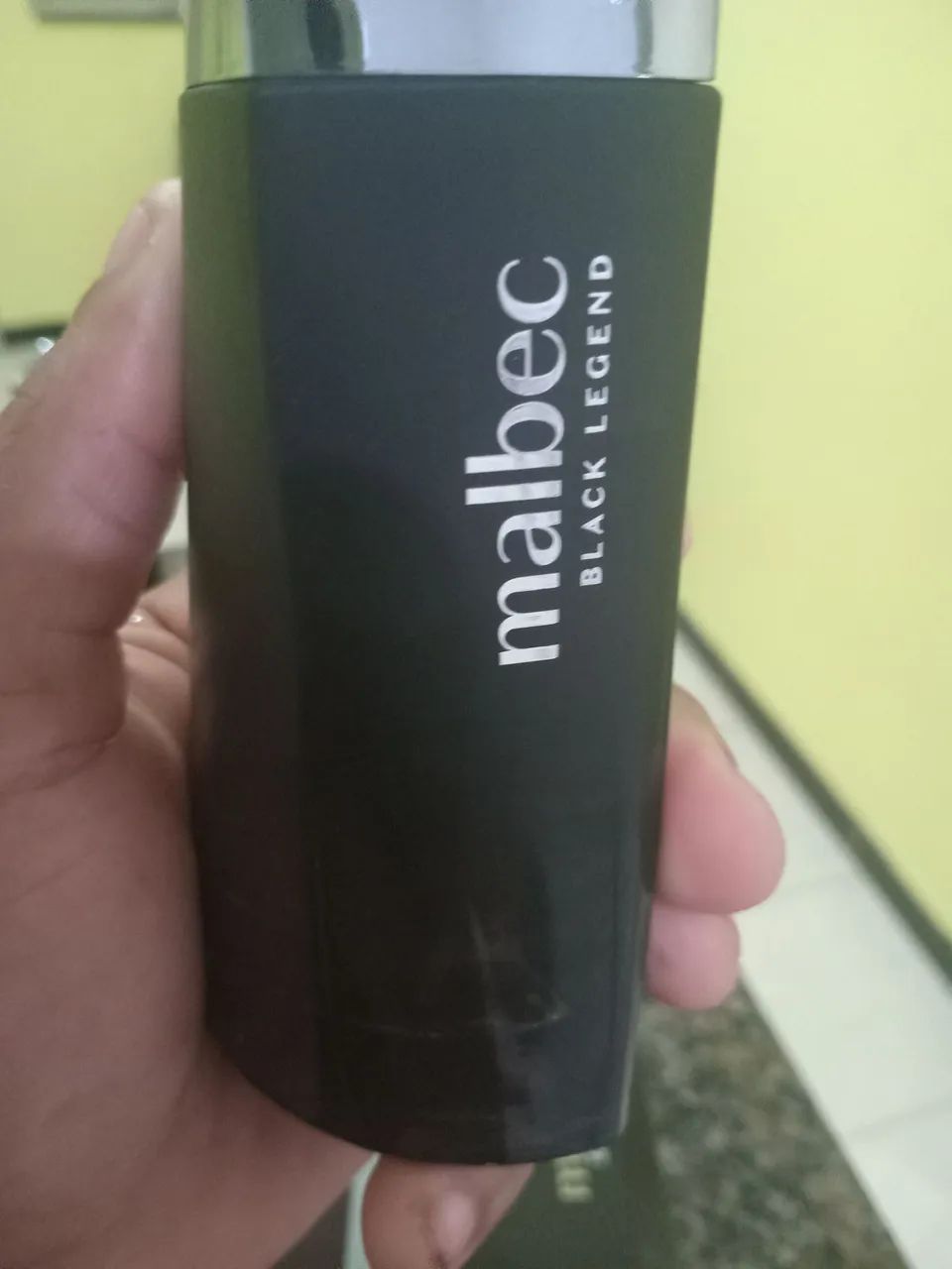 2 perfumes malbec um tradicional outro black legend  - Foto 5