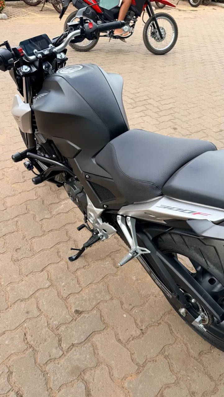 CB 300 praticamente zero - Foto 5