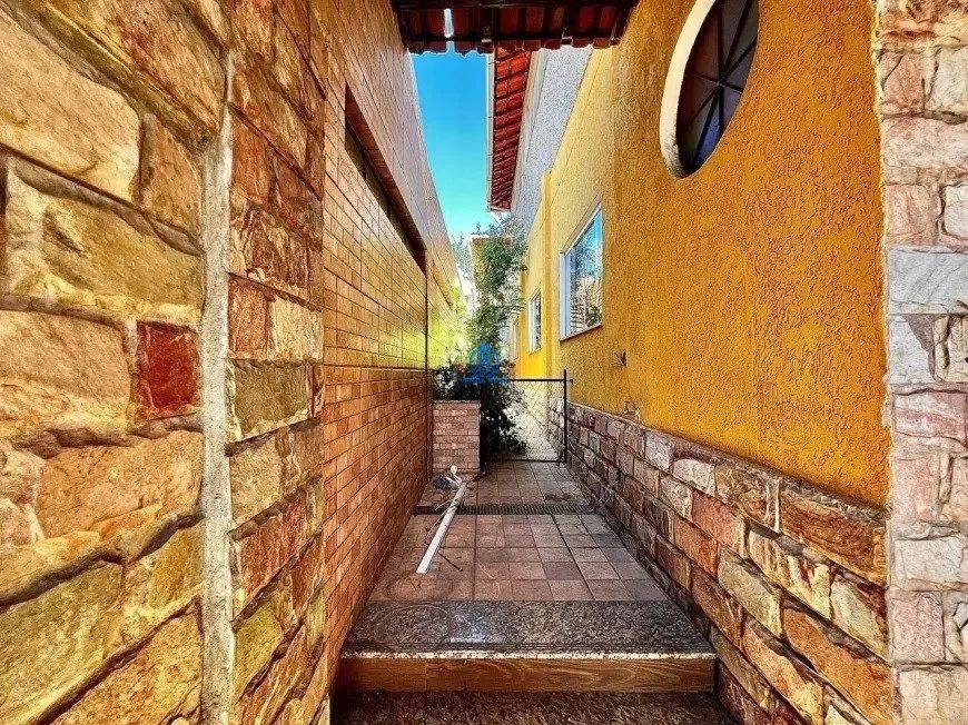 Casa a Venda, 5 quartos, 2 suítes - Foto 3
