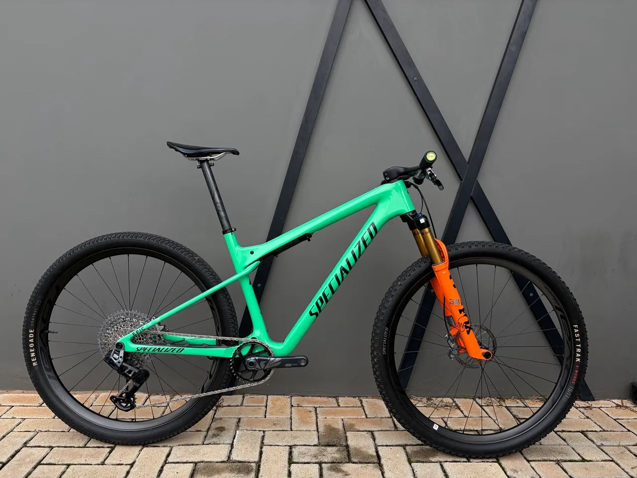 Specialized Epic World Cup Expert TAM L ( muito up ) 