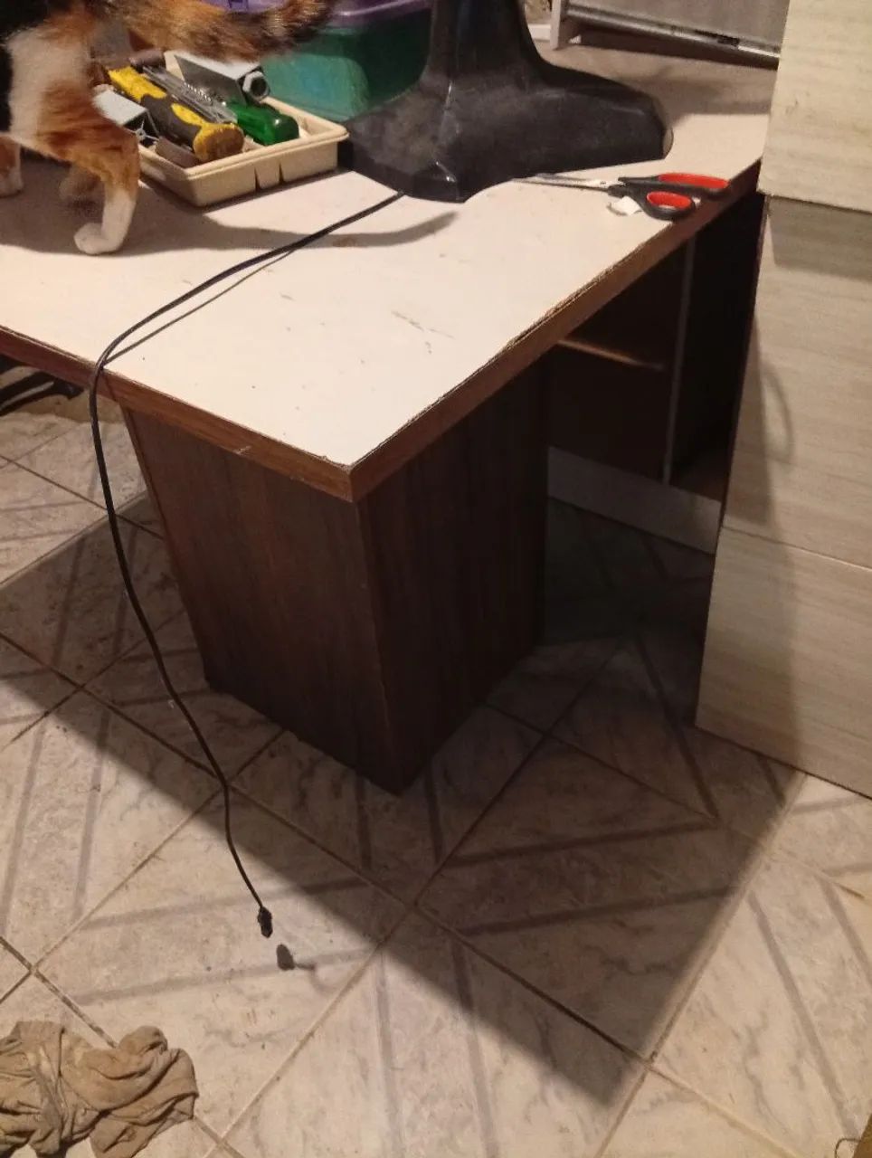 Mesa com 4 cadeiras 