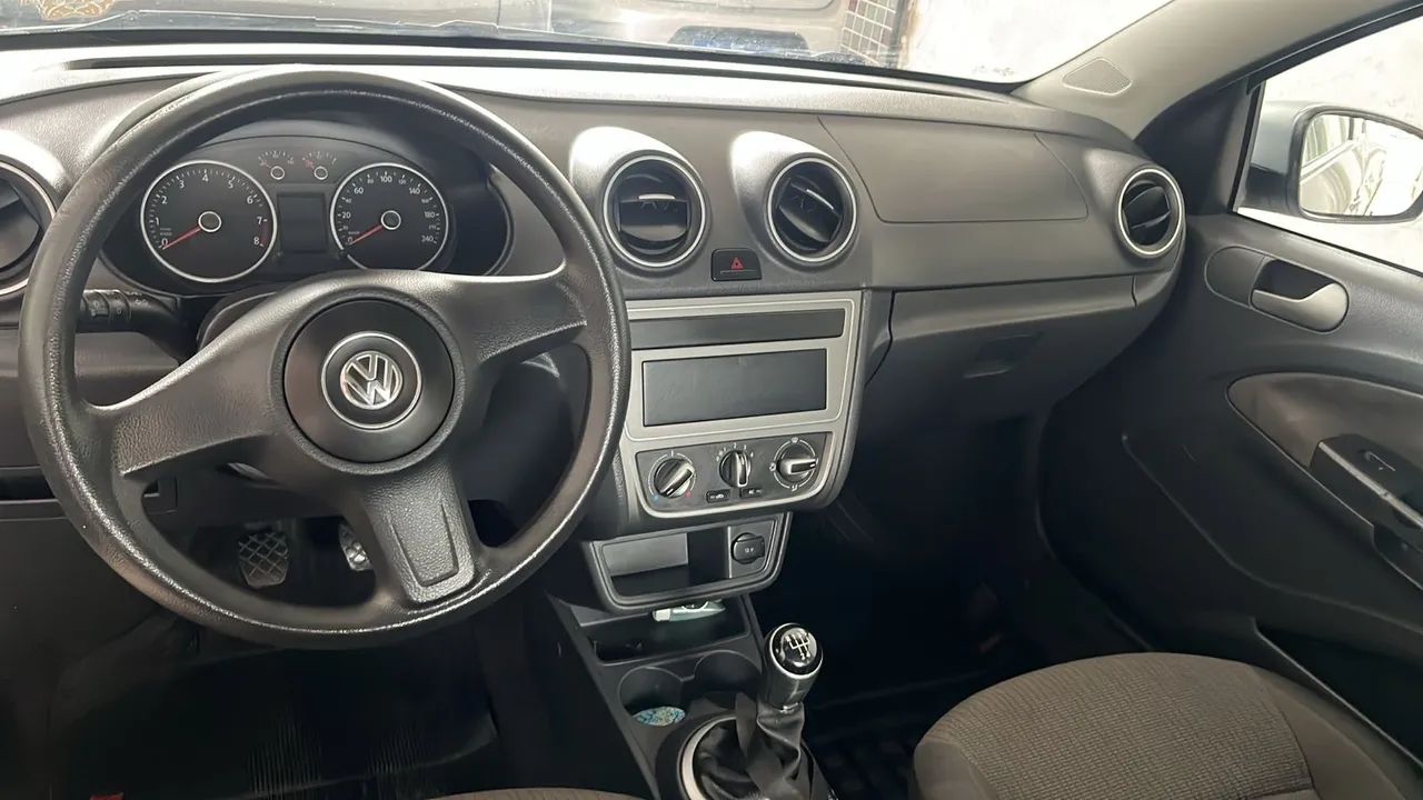 Volkswagen Saveiro 1.6 MI Total Flex 8V CE 2014 - Foto 4