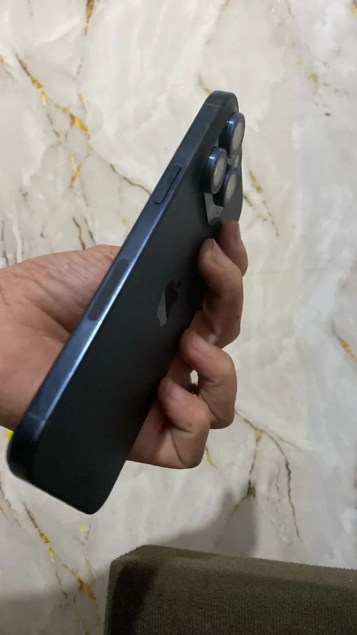 iPhone 15 pro max  - Foto 2