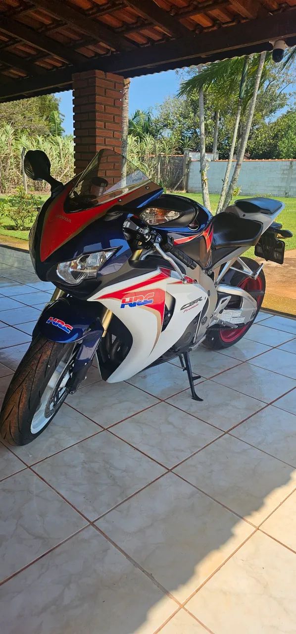 Cbr1000rr  - Foto 4