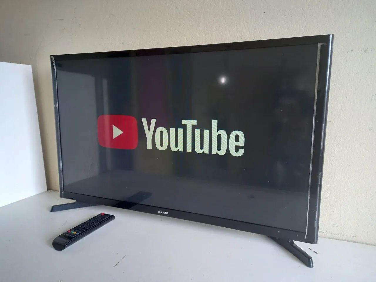 Smart tv de 32Pol toda no plástico  - Foto 4