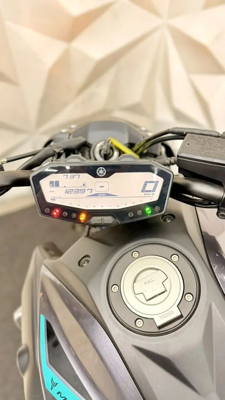 YAMAHA MT-07 ABS 2025 - Foto 3
