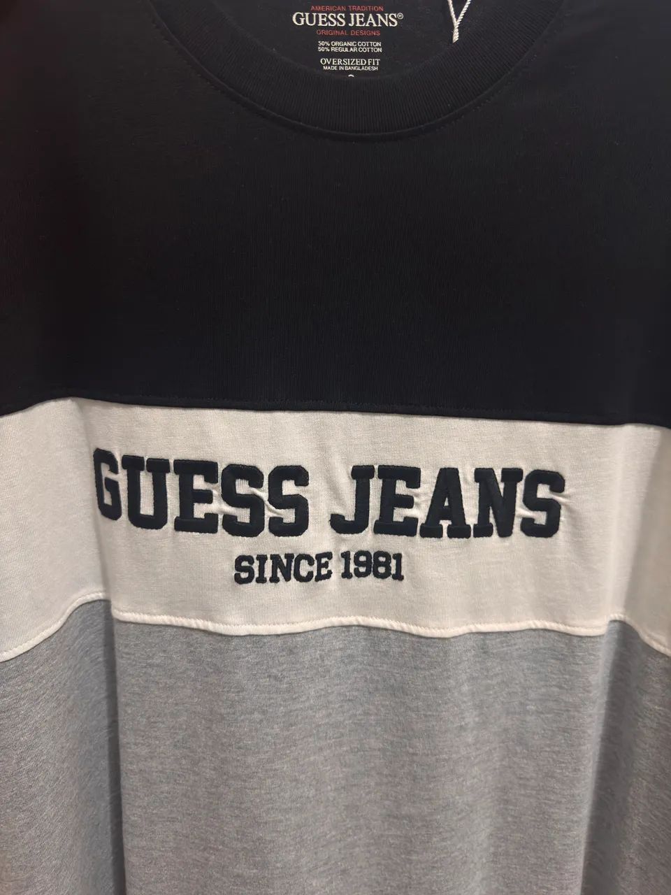 Camiseta Guess Jeans - Foto 4