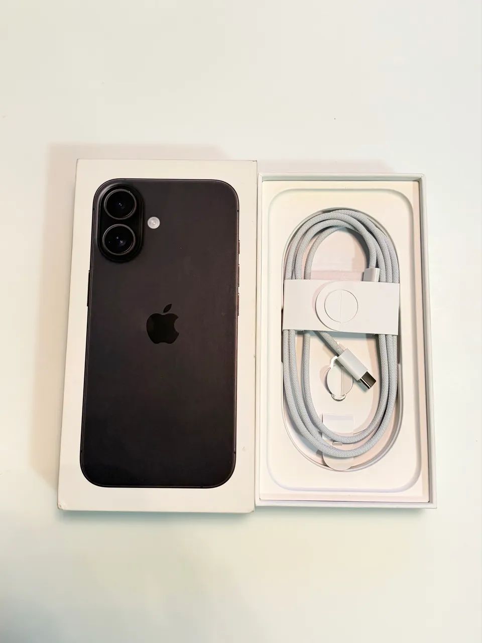 iPhone 16 256GB - 96%