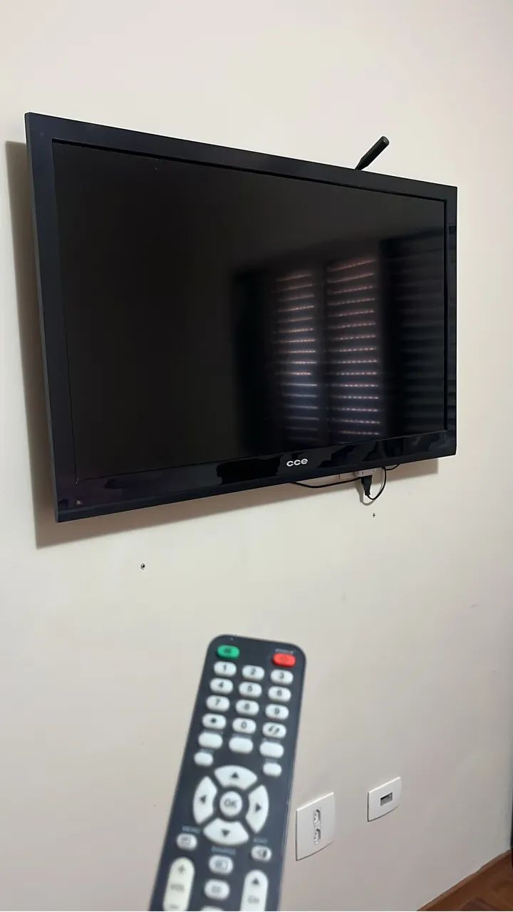 Tv 40? CCE + chromecast - Foto 2
