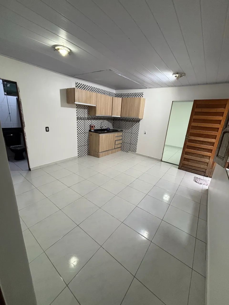 Vendo ou troco casa no Jorge Teixeira  - Foto 2
