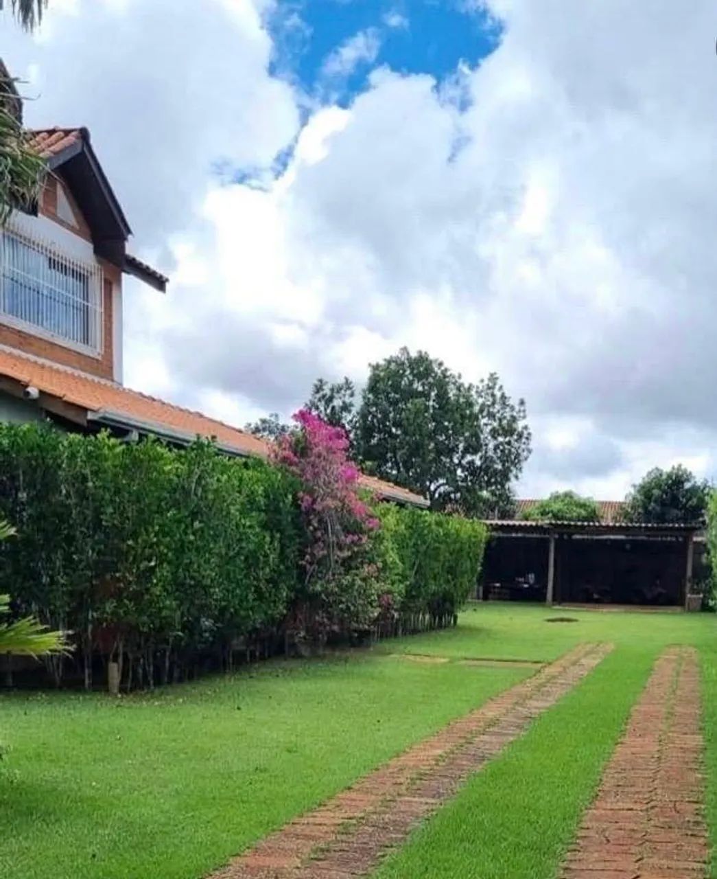 CASA LINDA COM 05 QUARTOS NO BAIRRO BOM CLIMA EM CHAPADA DOS GUIMARÃES - Foto 2