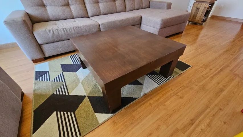 Mesa de centro em madeira maciça com acabamento em mdf - Foto 3
