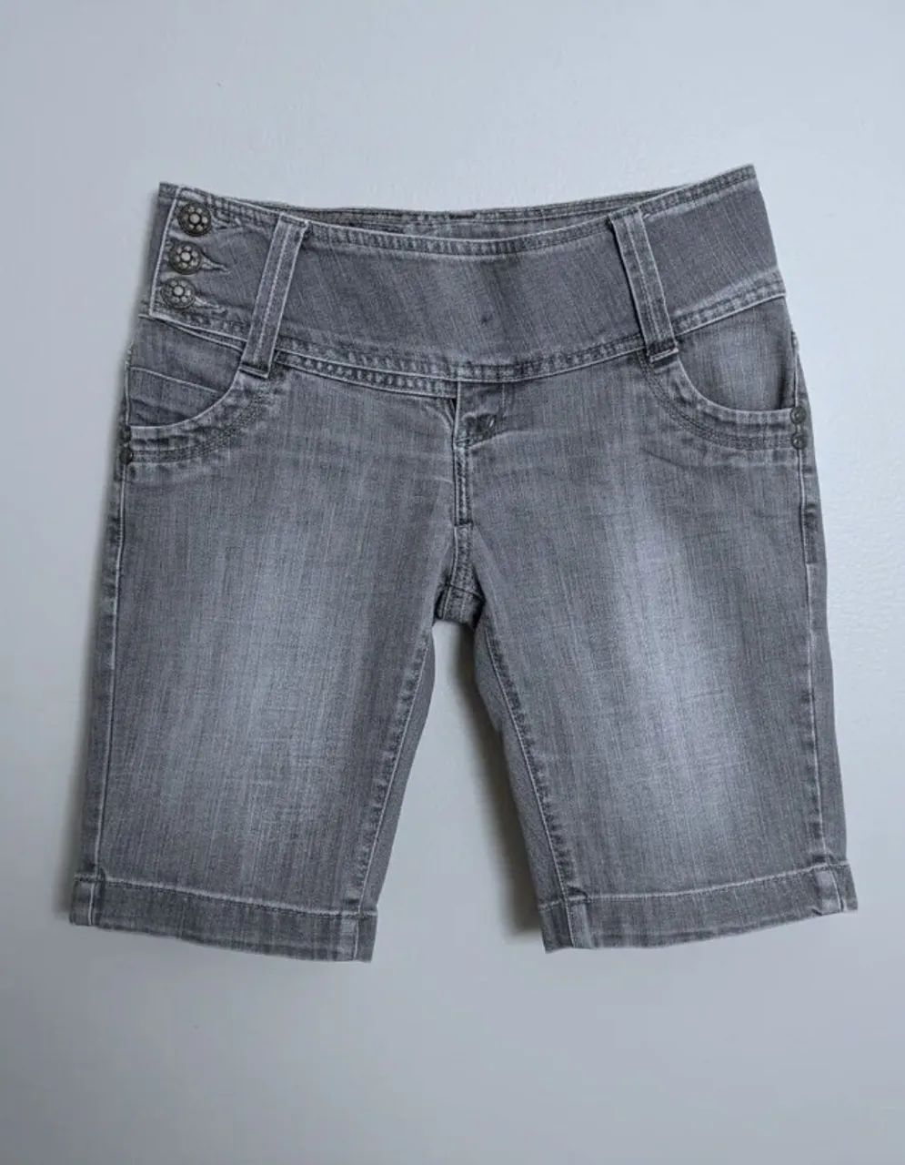 bermuda jeans feminina da marca bivik - Foto 5