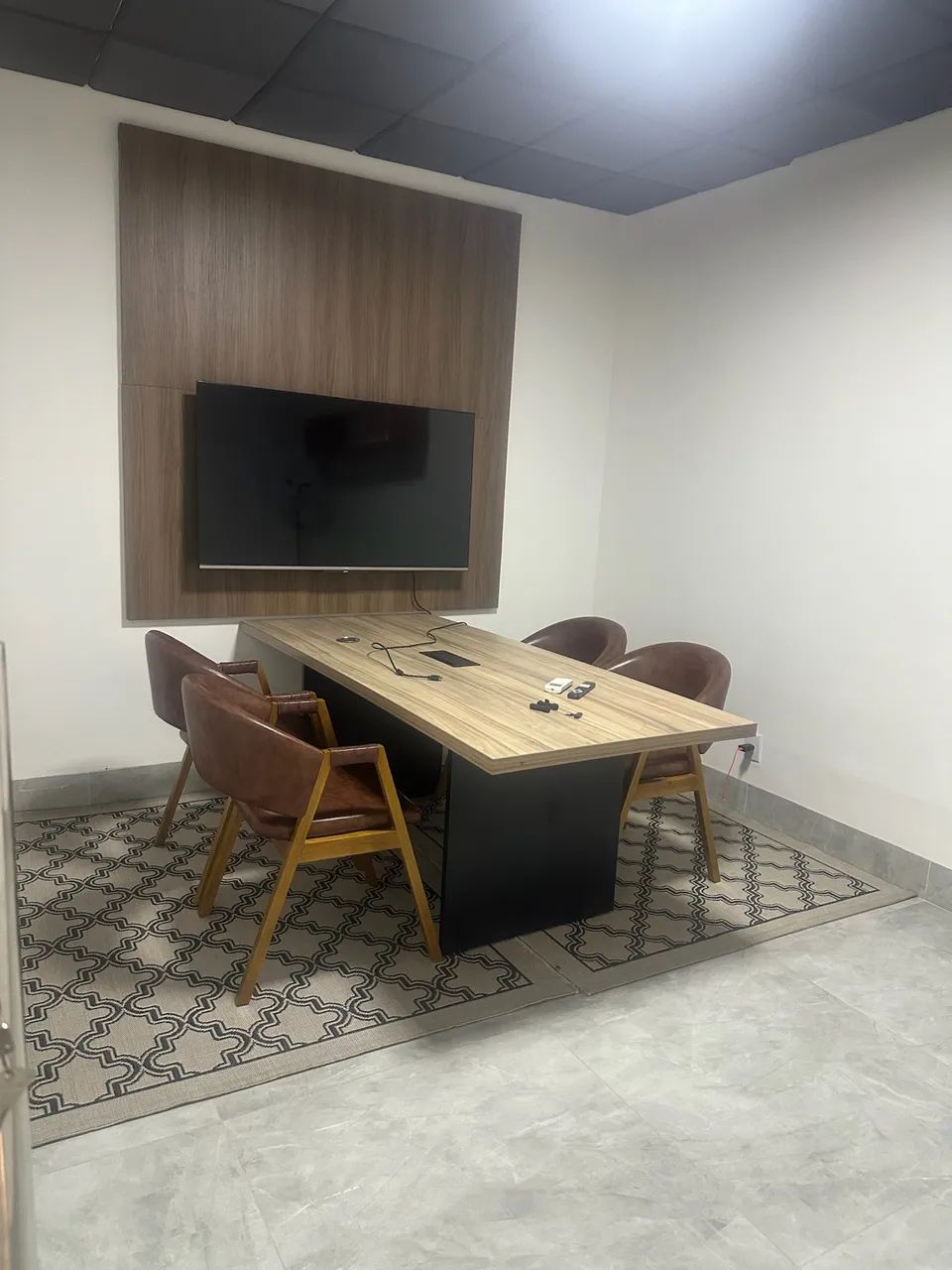 Mesa reunião  - Foto 3