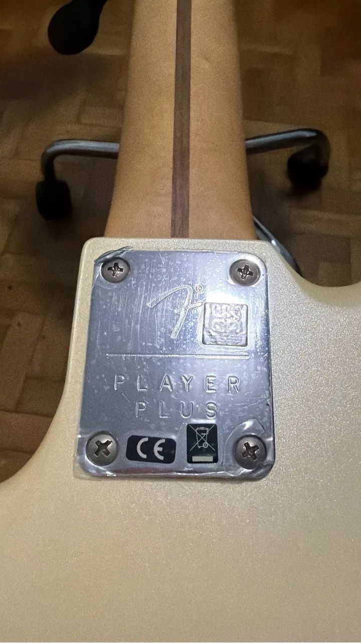 Fender Jazz Bass Player Plus - Foto 3
