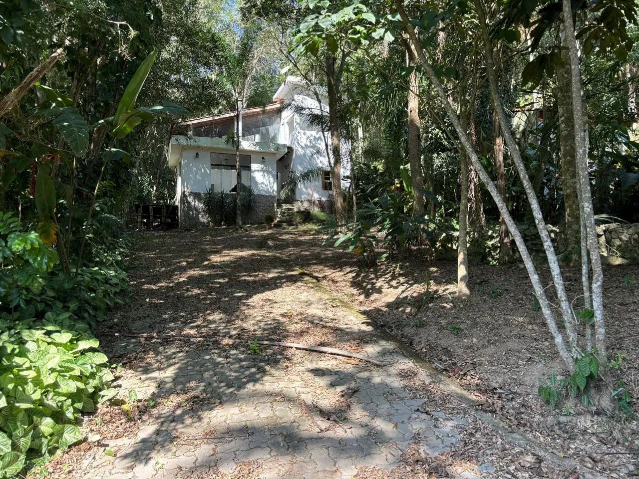 Chácara com dois dormitórios e área ampla com muito verde aos redores - Foto 2