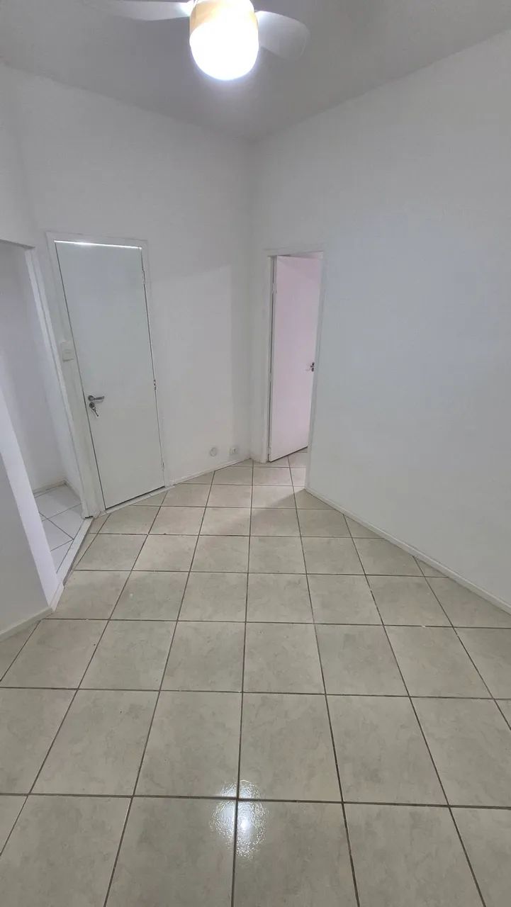 ALUGO SALA/QUARTO LINDO!!! RUA MÉXICO/CENTRO 