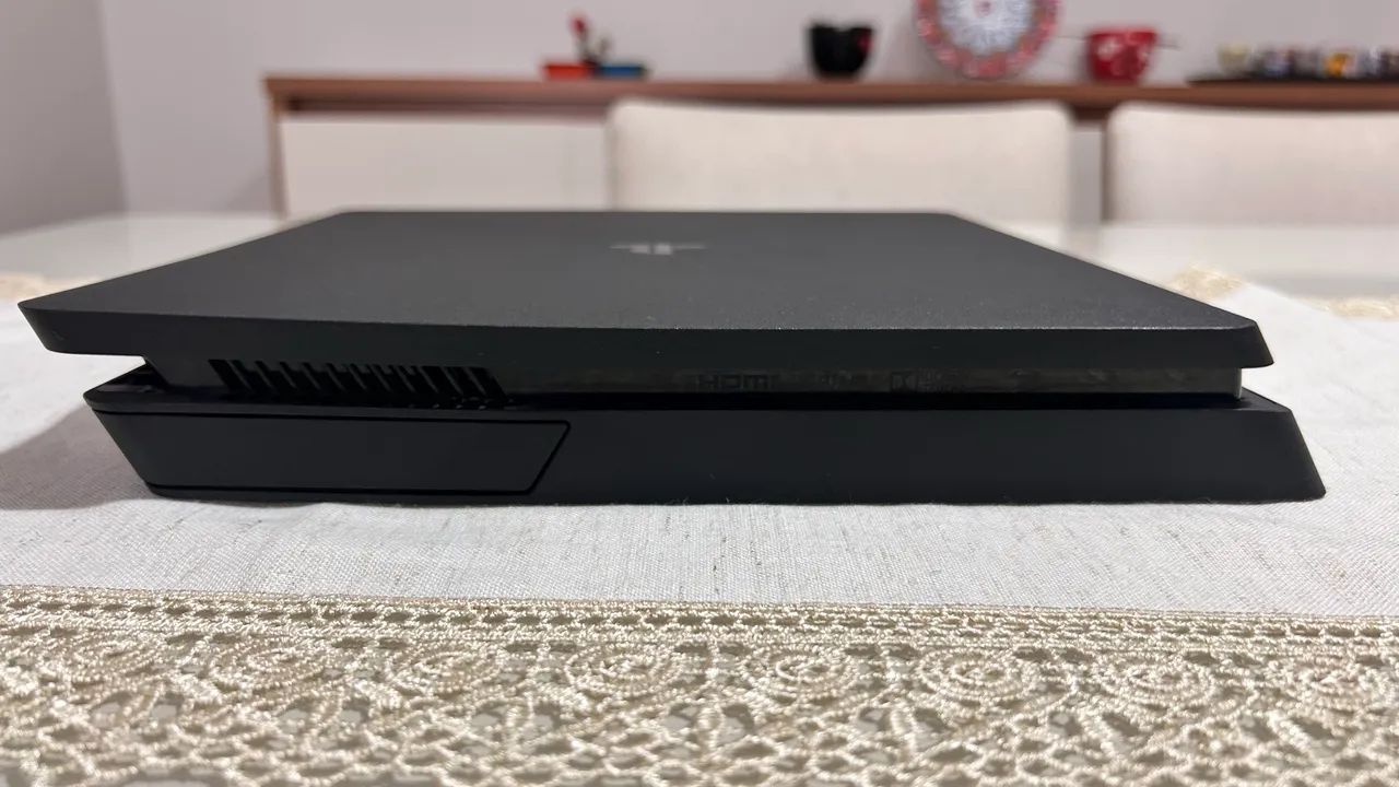 PS4 slim 1tb - Foto 3